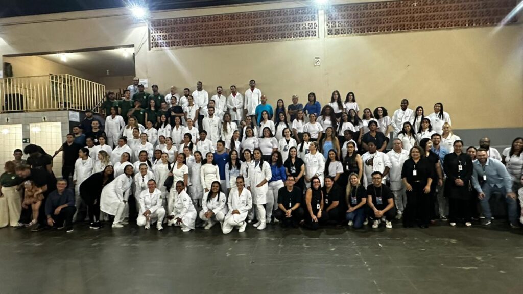 Foto com os alunos participantes da FETEC 2025.